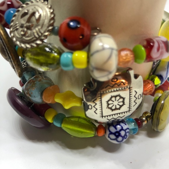 Handcrafted Bead and Button Bracelet ❤️ - Picture 2 of 16